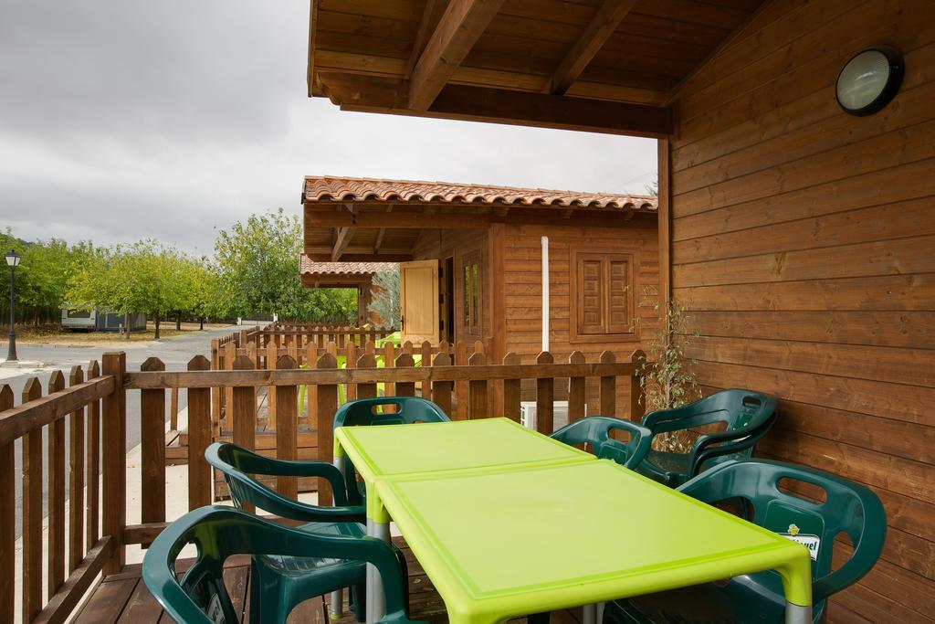 Camping La Sierrecilla Humilladero Kültér fotó